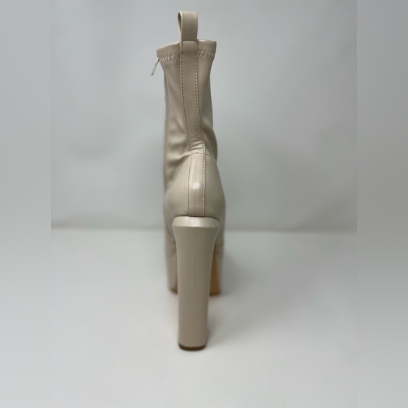 Women’s clothes till platform, heel ankle bootie - Picture 3 of 5